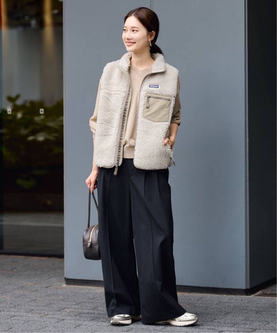 Patagonia フレームワーク　ベスト　新品