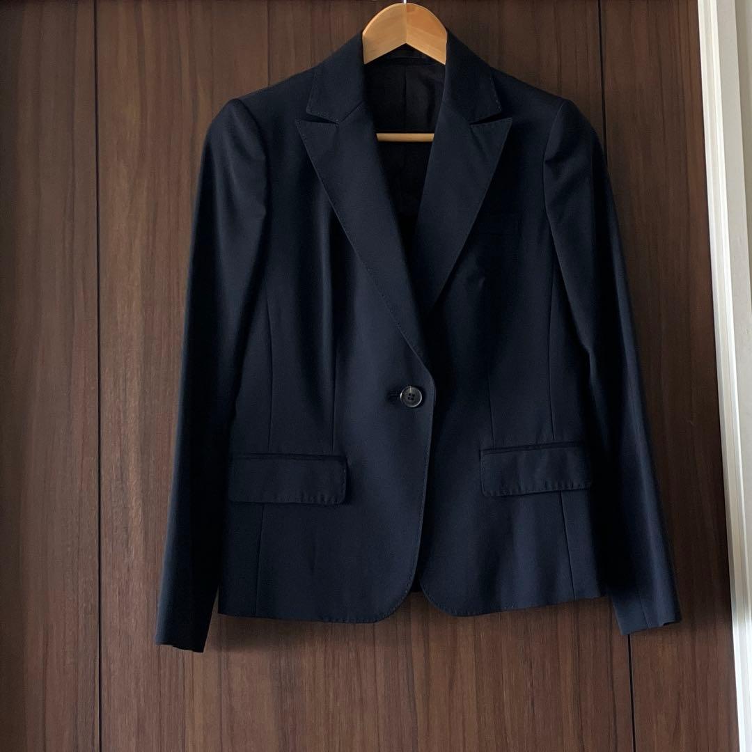 BURBERRY　LONDON 濃紺　スーツセット（ジャケットとスカート）　38