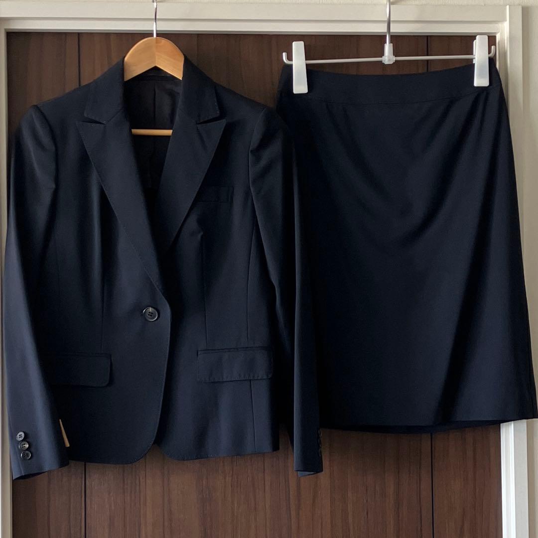 BURBERRY　LONDON 濃紺　スーツセット（ジャケットとスカート）　38