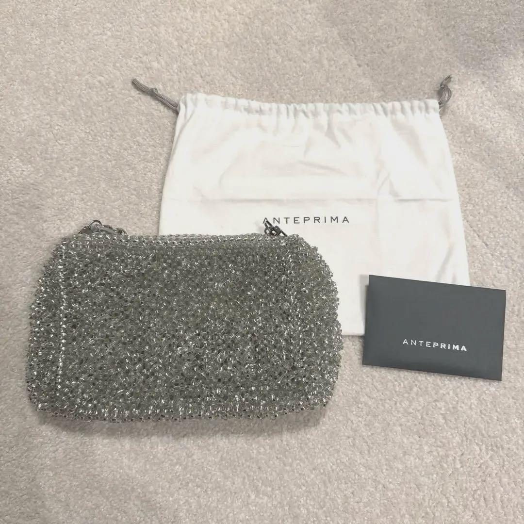 アンテプリマ　チェーンショルダーバッグメタリック