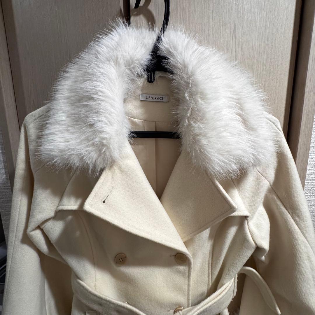 LIPSERVICE ケープライクフレアスリーブコート