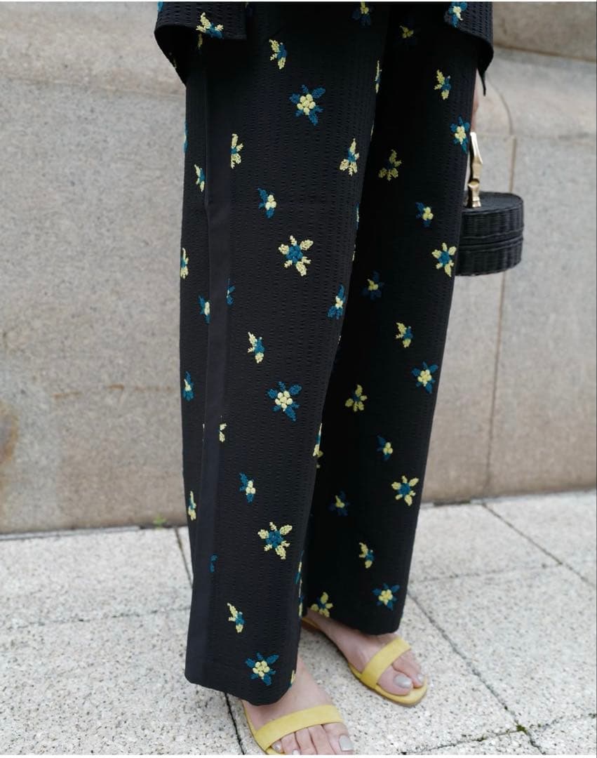 MACHATTマチャット♡エンブロイダリーパンツで