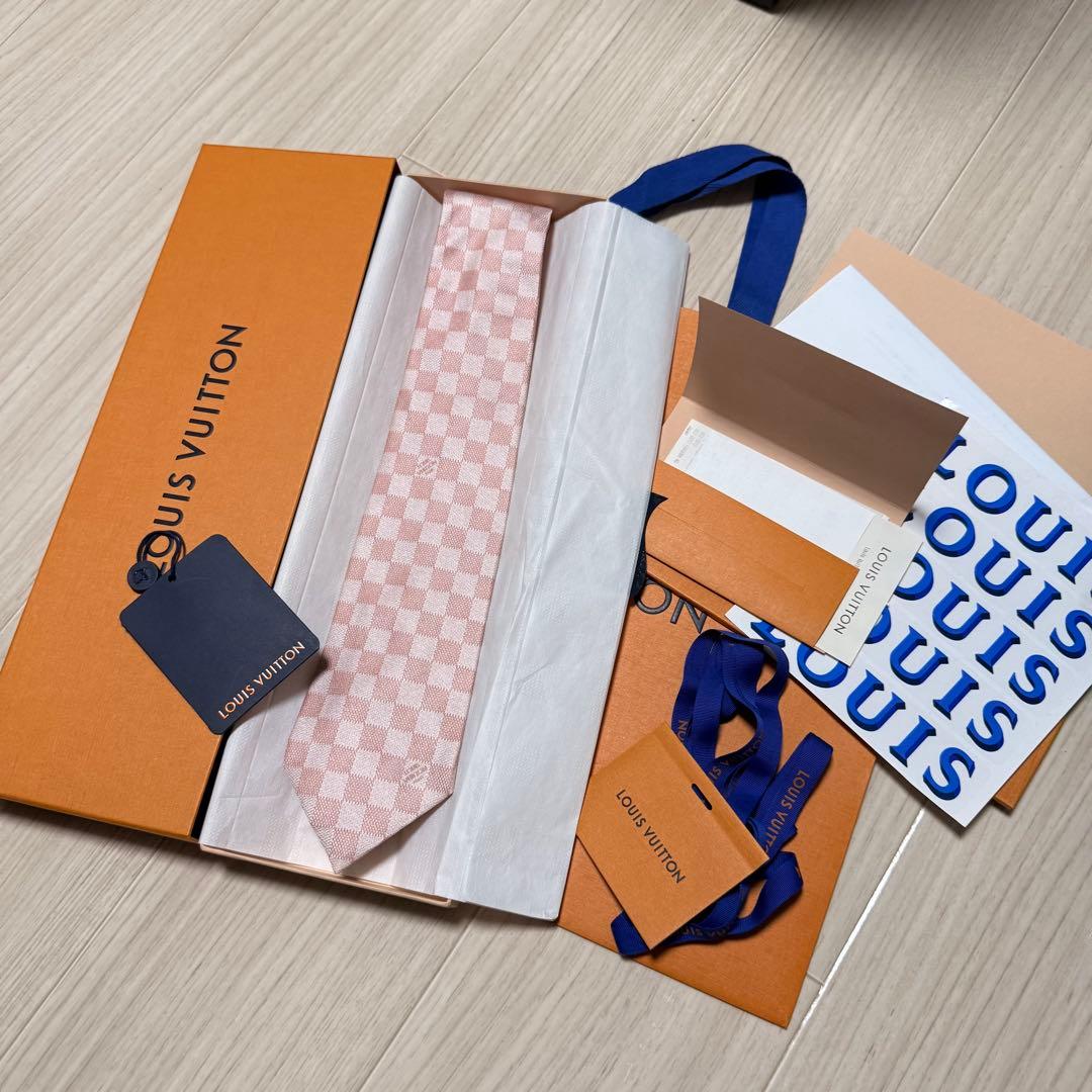 新品✨箱袋付❗️LV ヴィトン　ネクタイ メンズ シルク イタリア製
