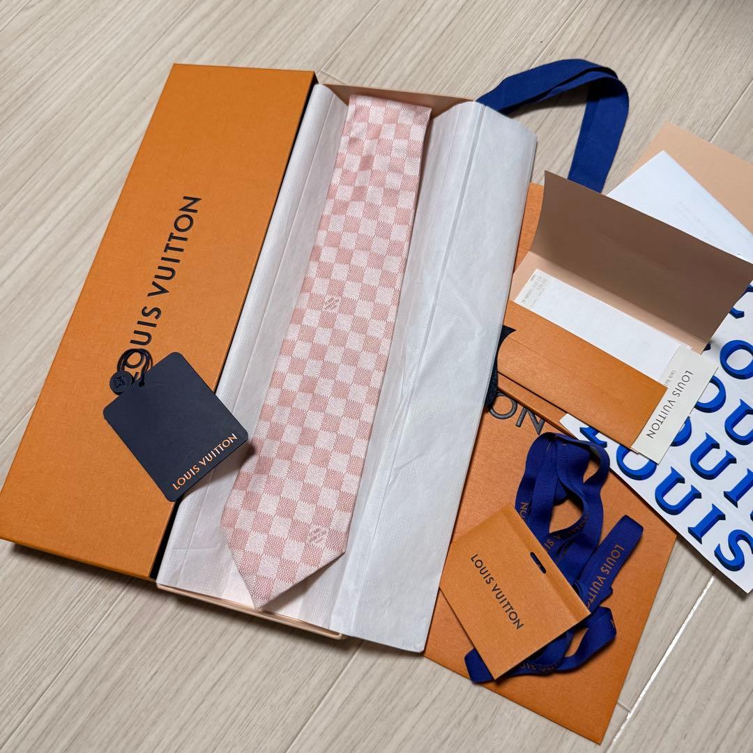 新品✨箱袋付❗️LV ヴィトン　ネクタイ メンズ シルク イタリア製