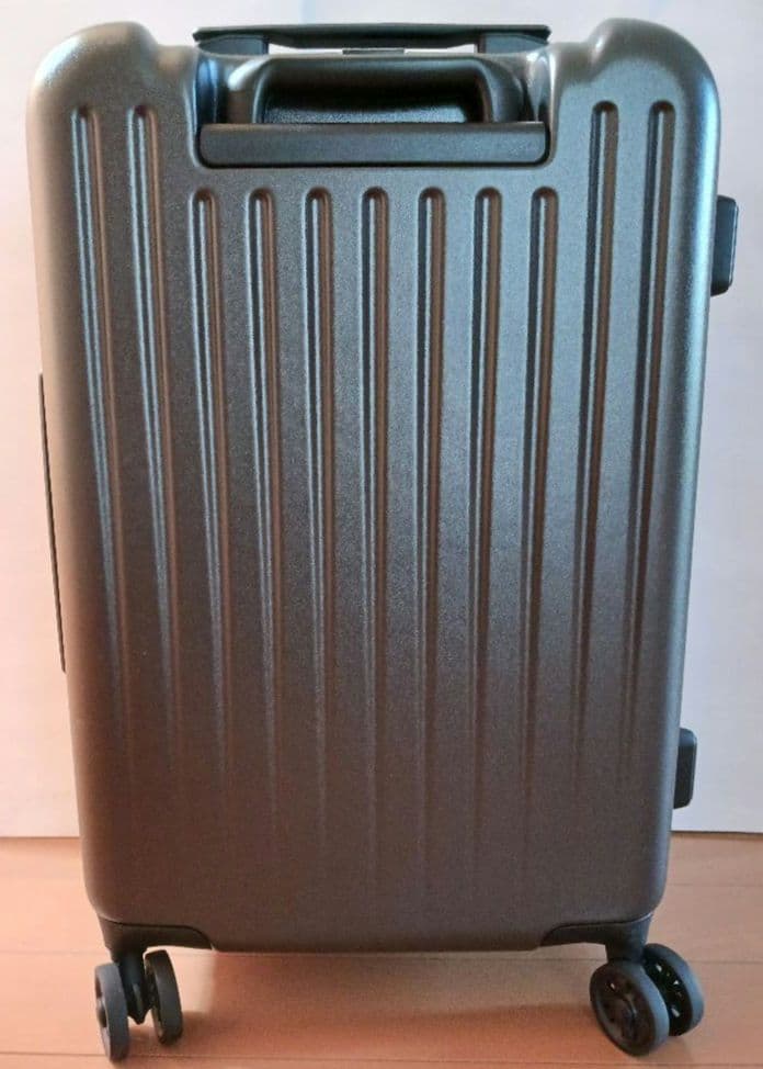 匿名 1回使用 FILA 拡張 キャリーケース 濃グレー 4輪 47(52)L