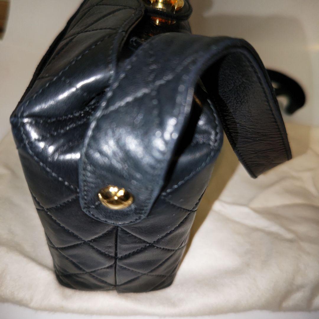 【CHANEL】シャネル　マトラッセ　ラムスキン　ココマーク　ショルダーバッグ