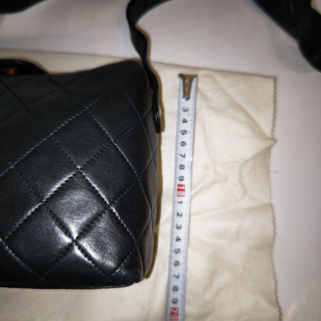 【CHANEL】シャネル　マトラッセ　ラムスキン　ココマーク　ショルダーバッグ