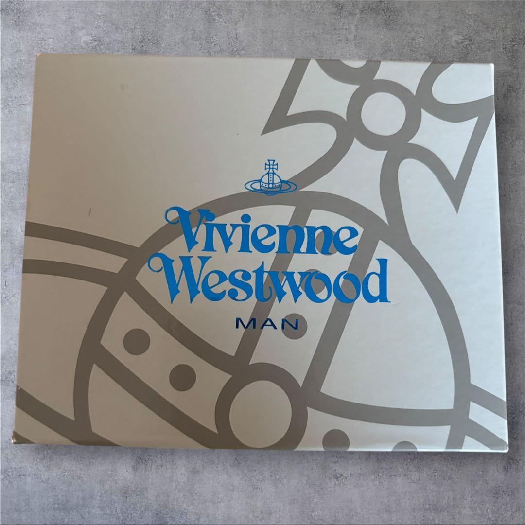 【新品】Vivienne Westwood 二つ折り財布　ウォレット　スカル