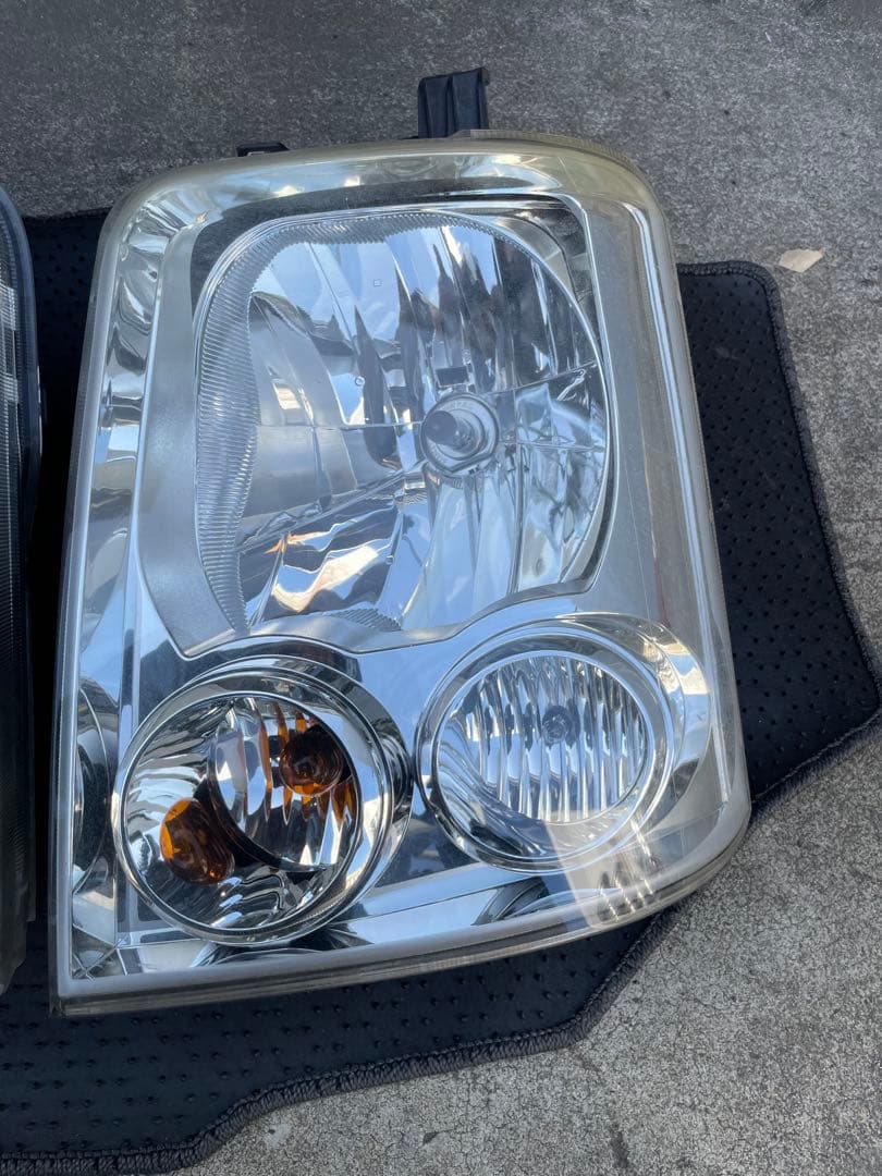 スズキ EVERY DA64W ヘッドライト　セット