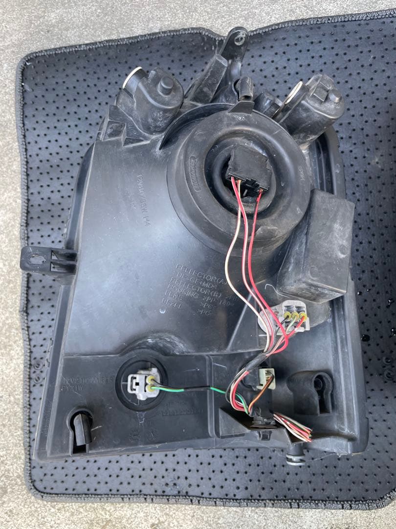 スズキ EVERY DA64W ヘッドライト　セット