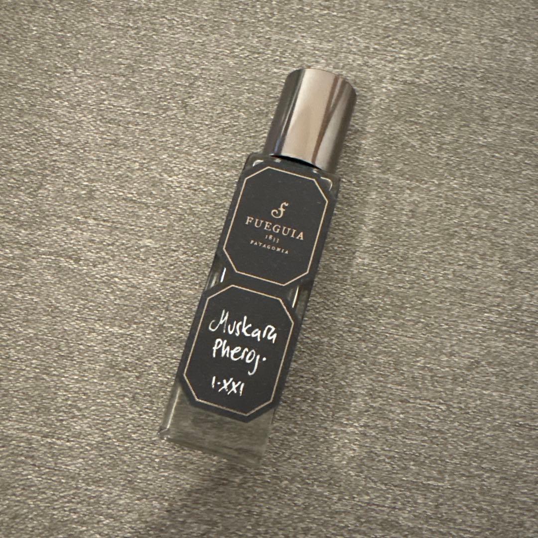 焦*右様 フエギア ムスカラフェロジェイ 30ml