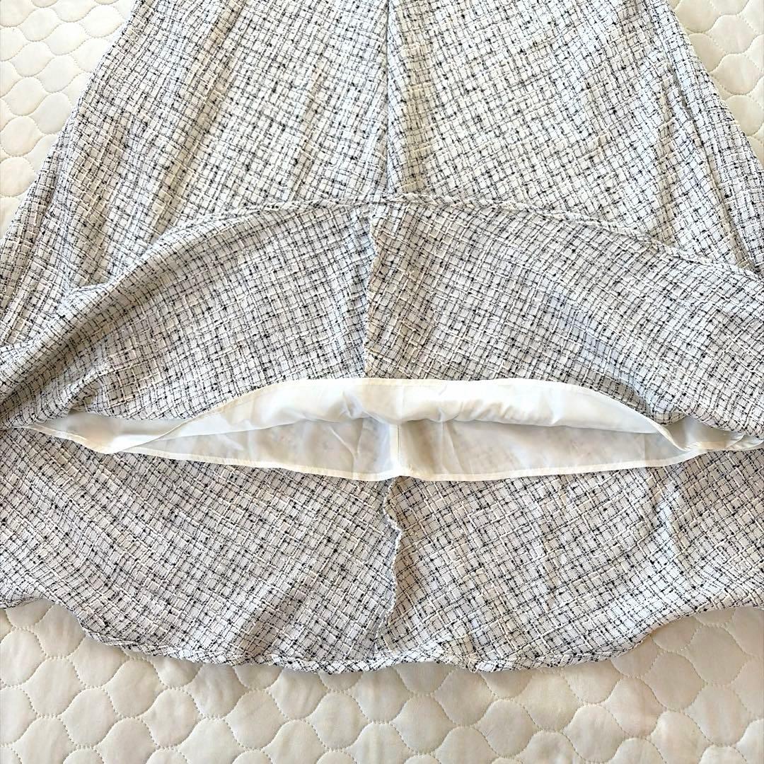 【新品タグ付】BEARDSLEY✴︎ツイードフレアワンピース　ホワイト サイズ1