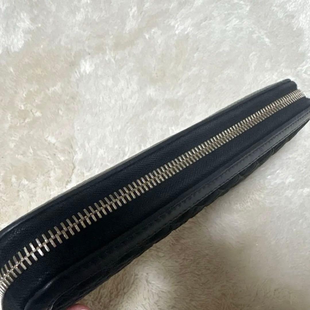 PRADA ブラック 長財布 キルティング