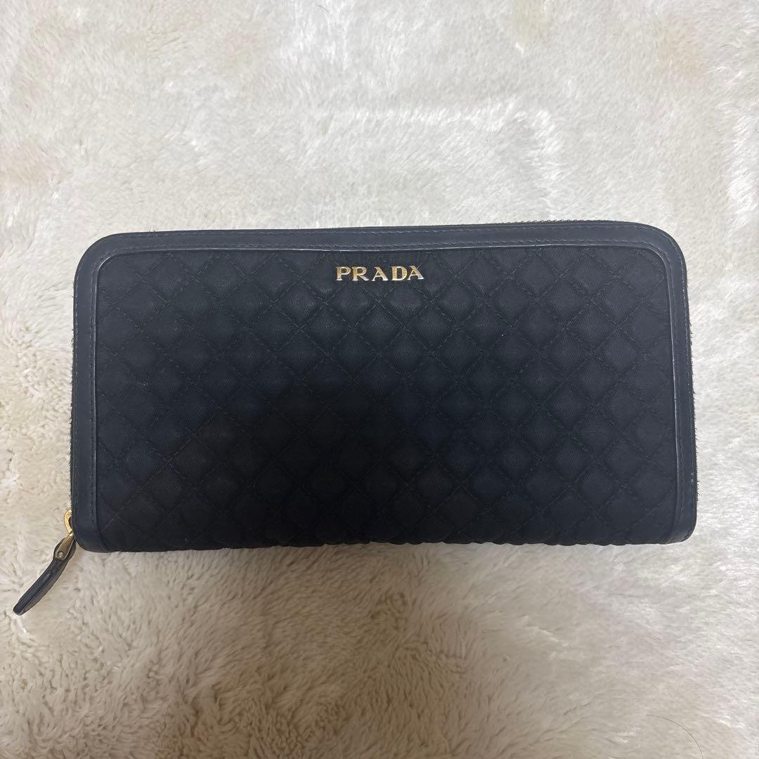 PRADA ブラック 長財布 キルティング