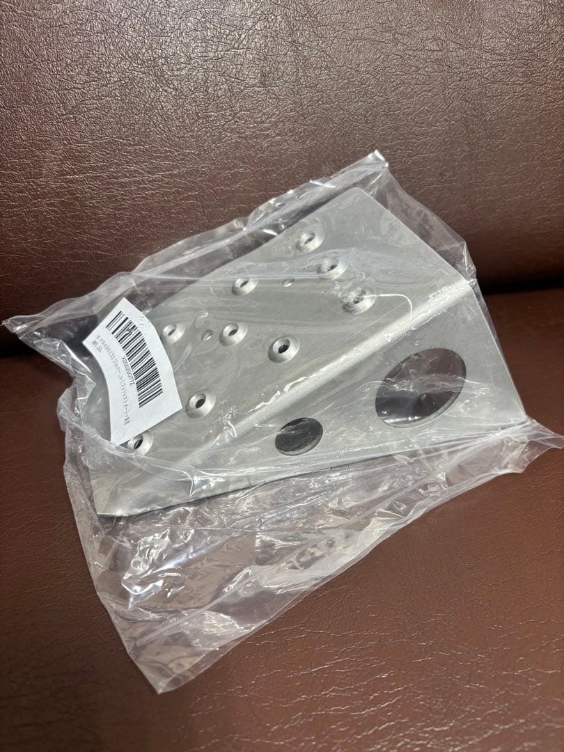 最終値下げ：ジムニーJB64・シエラ・ノマドAT専用アルミフットレスト