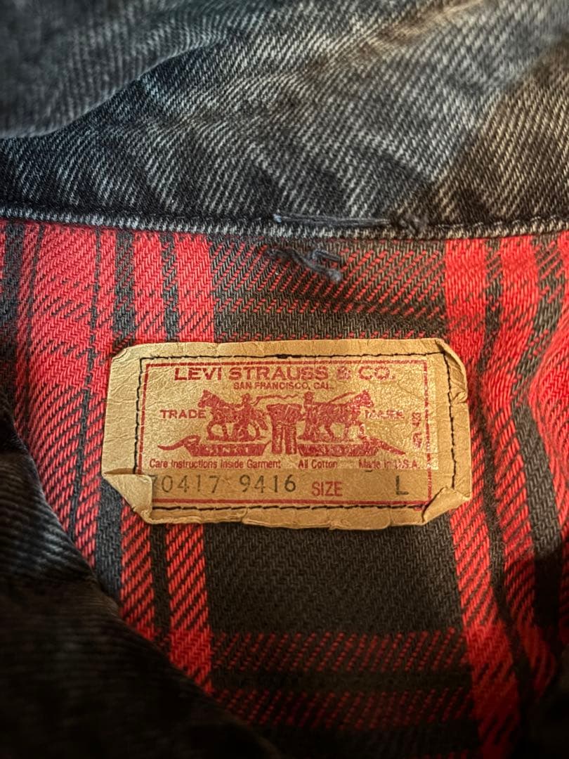 1月5日まで価格Levi's 70417 ブラック デニムジャケット 裏ネル L