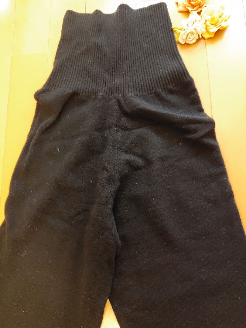 リゼッタ　レギンス　スパッツ　レッグウェア　腹巻き　タイツ　ニット　ウール