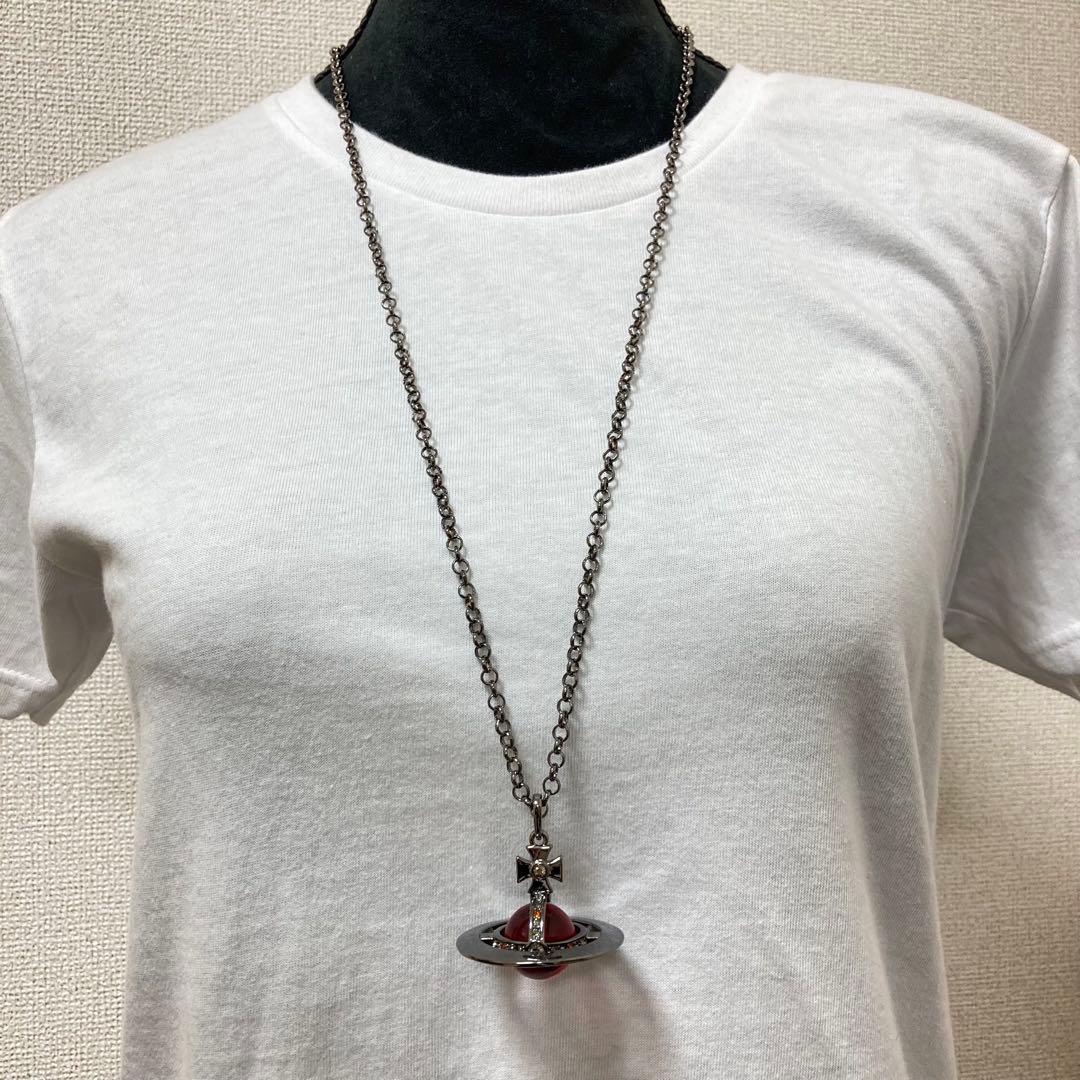 Vivienne Westwood｜スモールオーブネックレス　ガンメタ×レッド