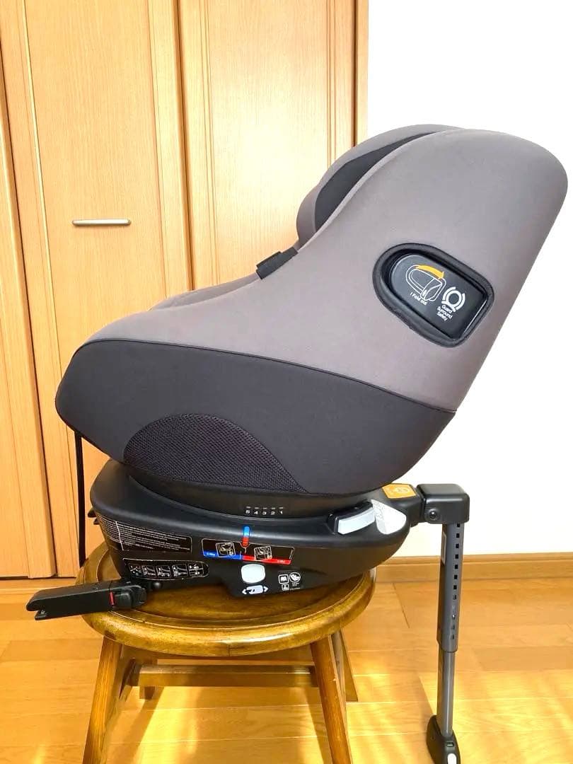 【値下げ】【美品】Joie チャイルドシート　ISOFIX 360° グレー