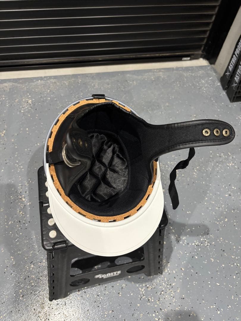 コルク　三つボタン　カスタムペイント