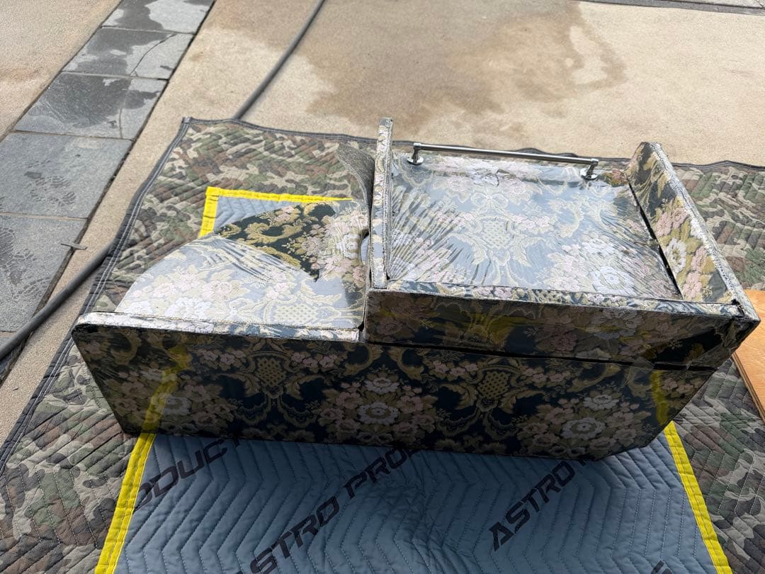 UD クオン　金華山　センターコンソール