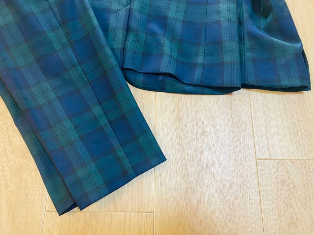 【新品未使用】タグ付き グリーンレーベルリラクシング　スーツセット130センチ