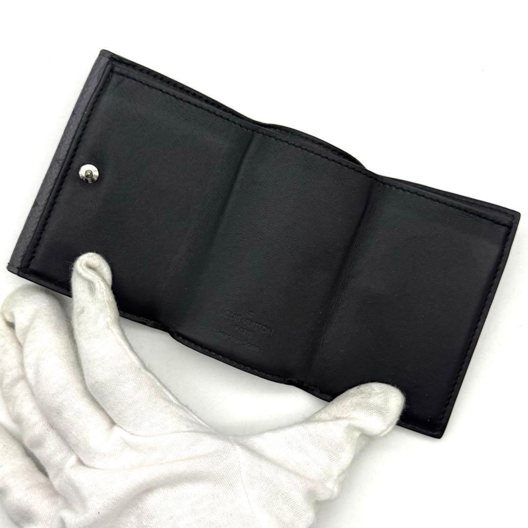 ルイヴィトン モノグラムエクリプス ディスカバリー コンパクト ウォレット