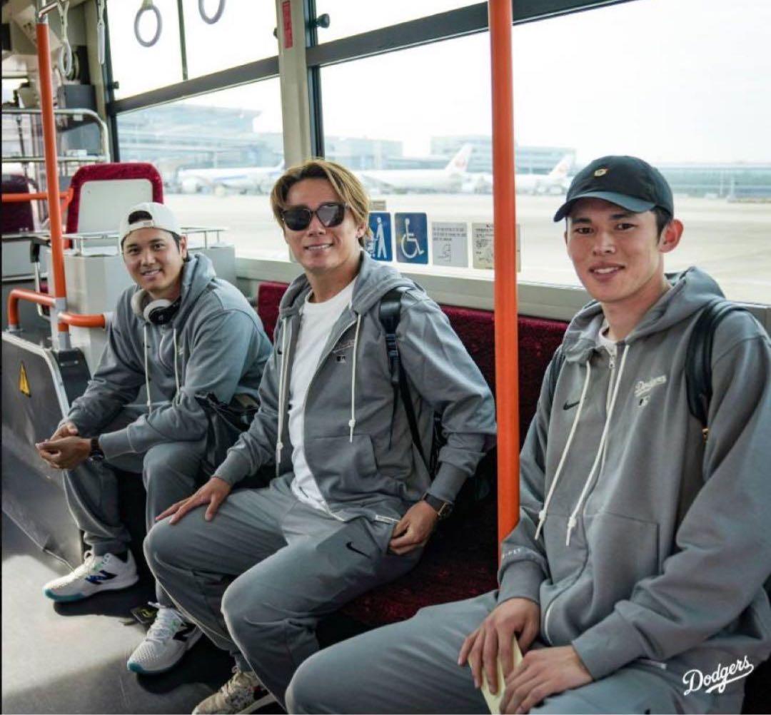 ドジャース遠征用オフィシャルジャージ サイズM 新品未使用 大谷翔平選手着用