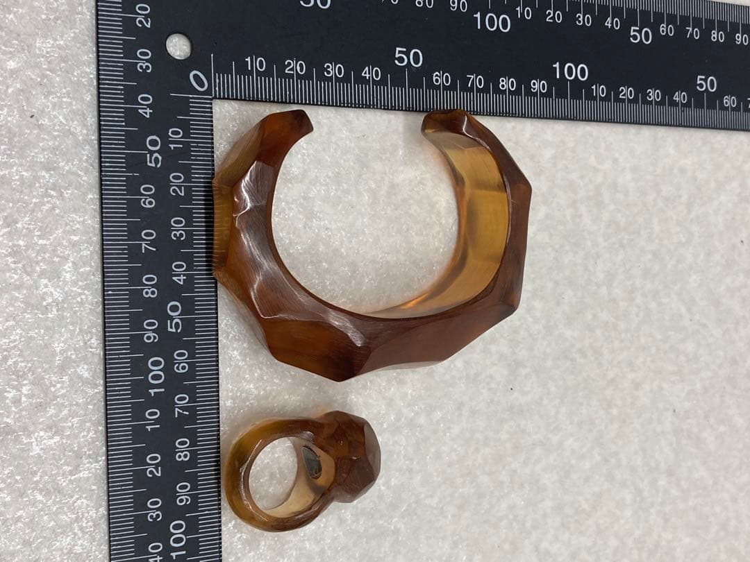 Z04）天然素材 コハク 琥珀 バングル リング セット