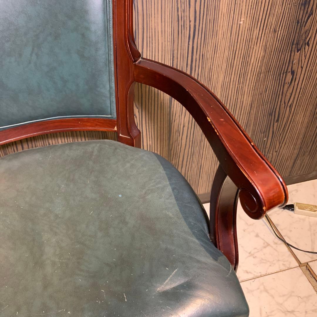 ☆送料無料☆ アンティーク　アームチェア