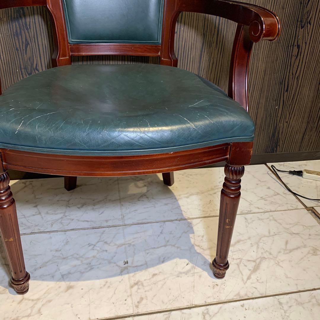 ☆送料無料☆ アンティーク　アームチェア