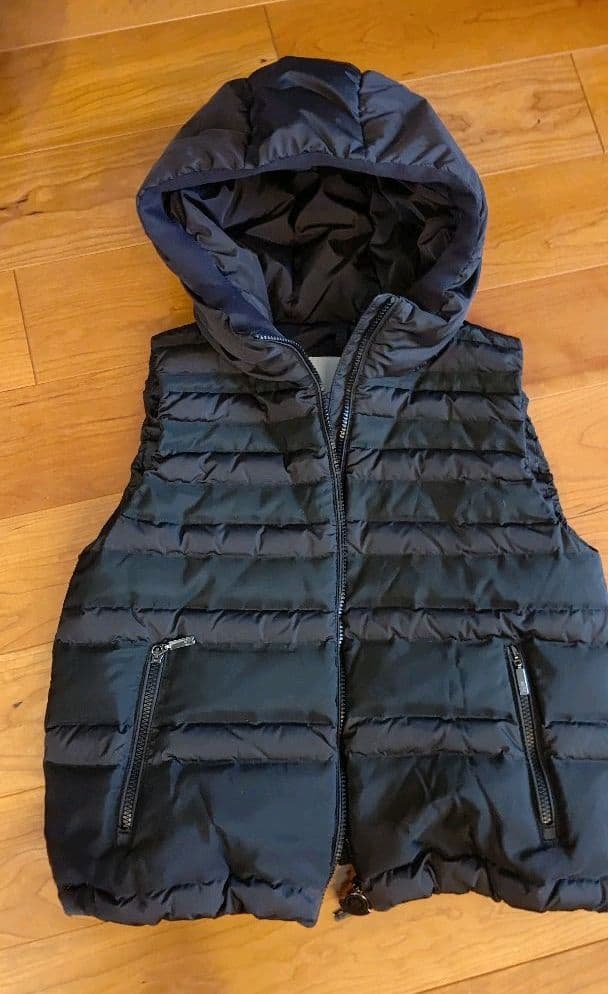 値下♡モンクレール　ダウンベスト美品