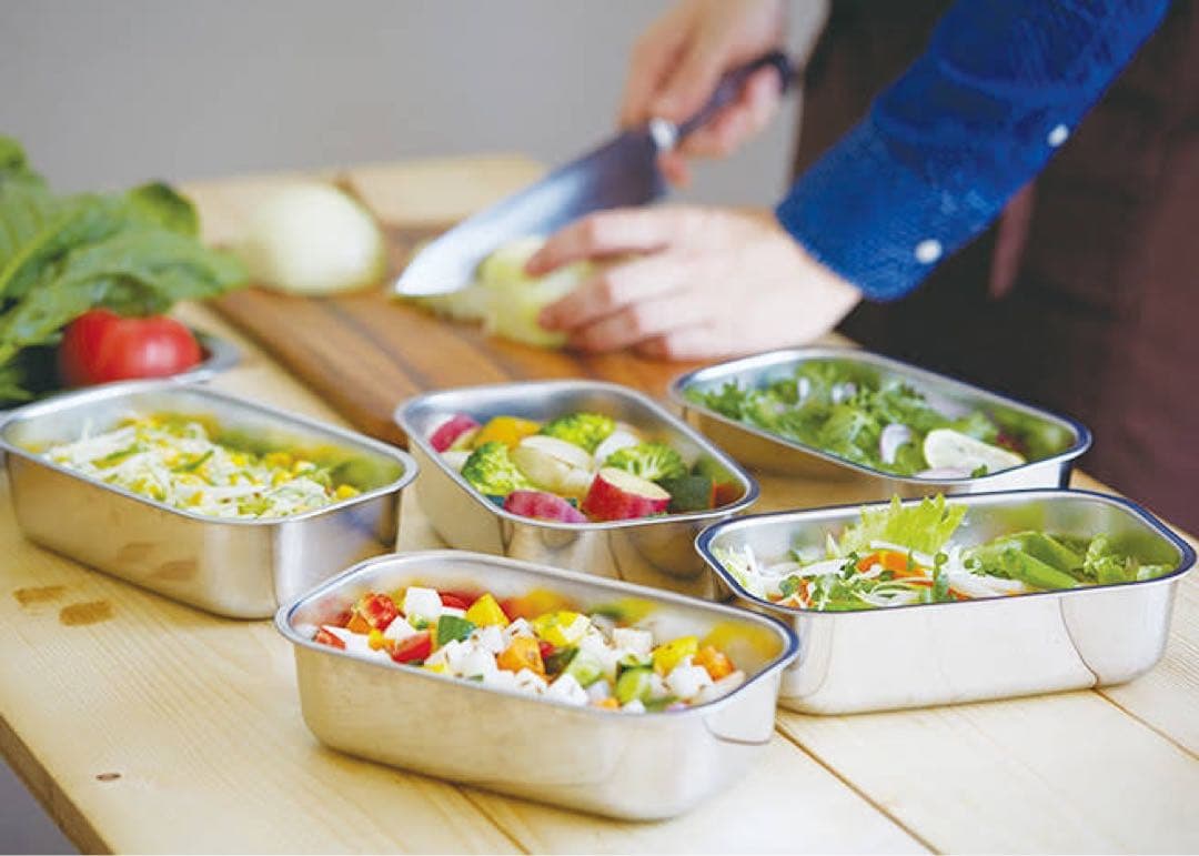 新品未使用　アサヒ軽金属　真空フレッシュボックス　保存容器　3個　ポンプ付き