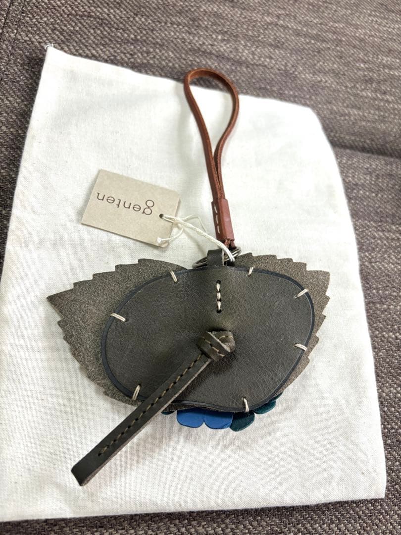 新品未使用タグ付き　ゲンテンgenten あじさいチャーム