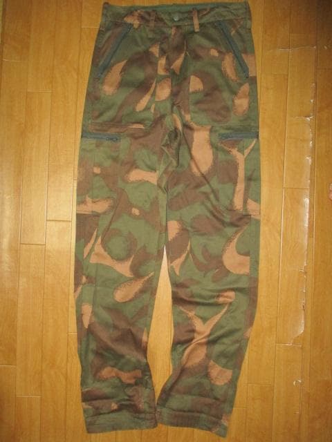 ９０年代　ハンガリー軍　カモフラージュ　ミリタリーパンツ　１８８　４７