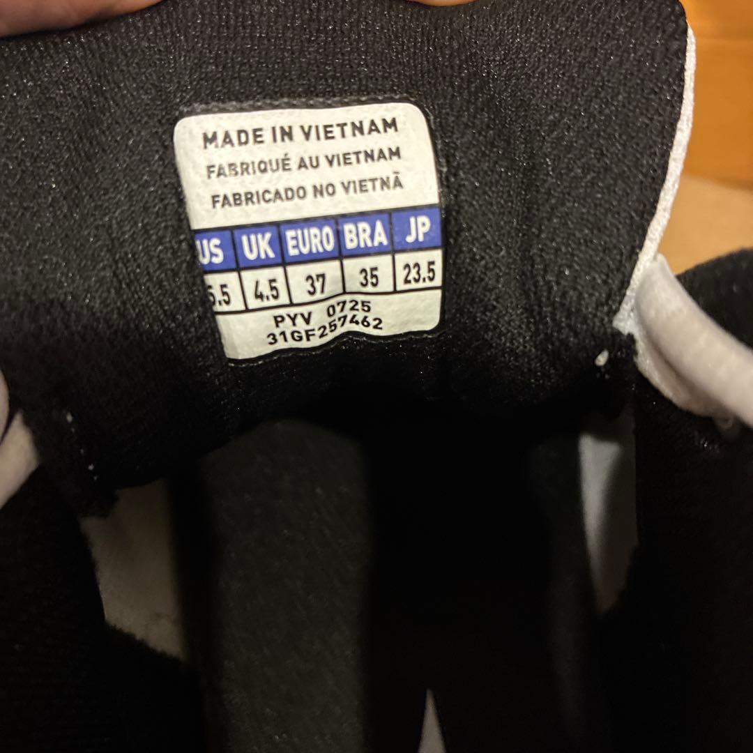 Mizuno WAVE DIVERSE 2 トレーニングシューズ　23.5cm