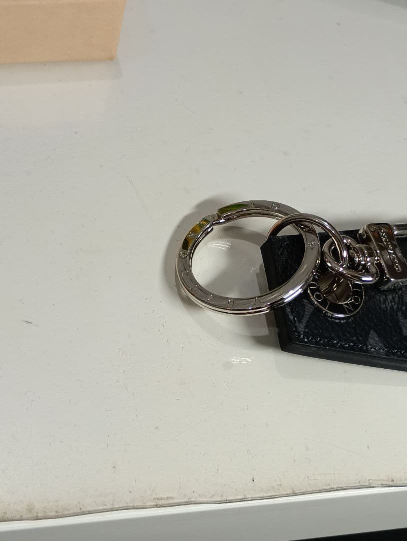 Louis Vuitton モノグラムエクリプス キーホルダー アンジャッペ