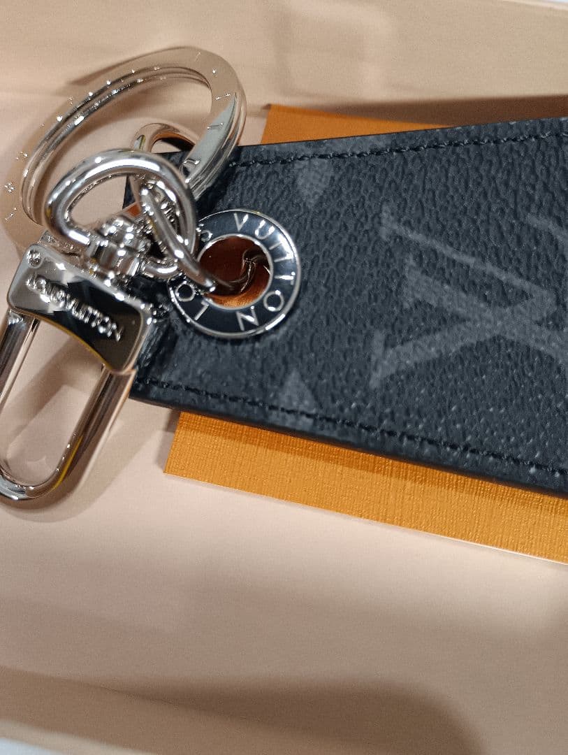 Louis Vuitton モノグラムエクリプス キーホルダー アンジャッペ