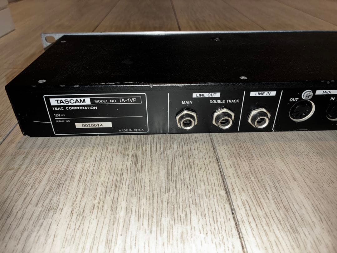 TASCAM TA-1VP オーディオプロセッサー