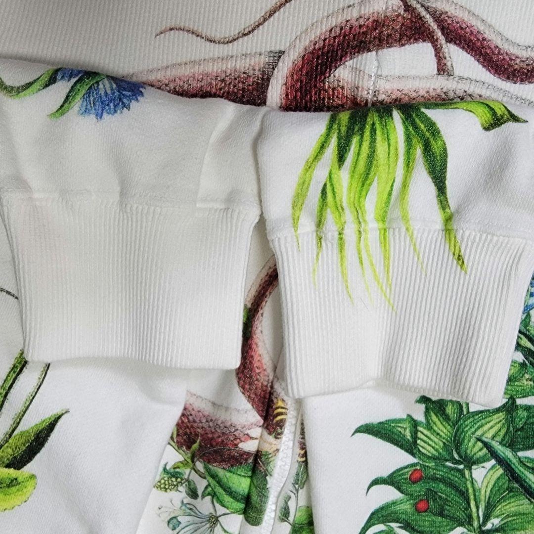 【完売品】あちゃちゅむ AHCAHCUM お花の体ジップパーカー F 白 BIG