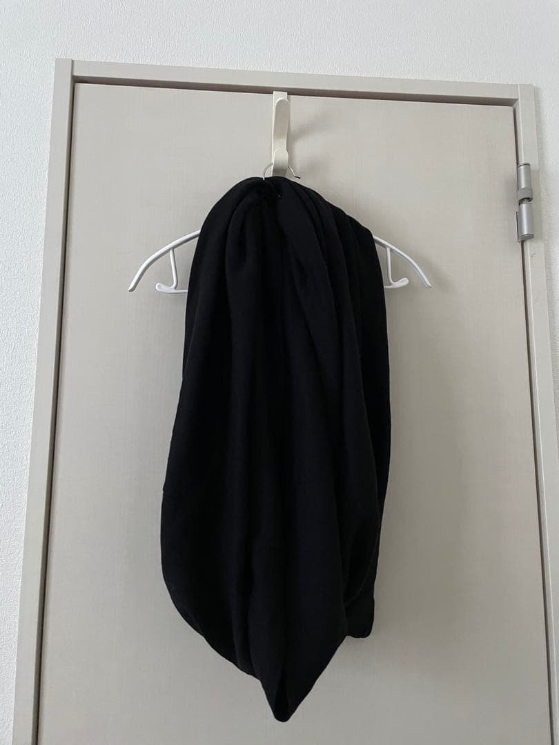 ヨウジヤマモトプールオム　黒いウールのスヌード　マフラー