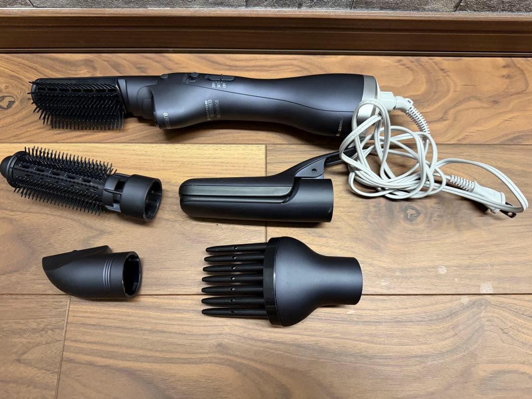 早い者勝ち！Panasonic ナノケア くるくるドライヤー EH-KN0J