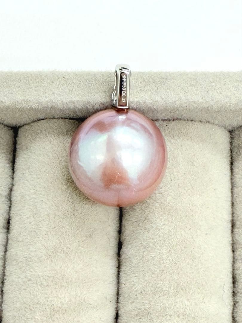 有核淡水真珠ナチュラルラベンダー Pt950ペンダントトップ