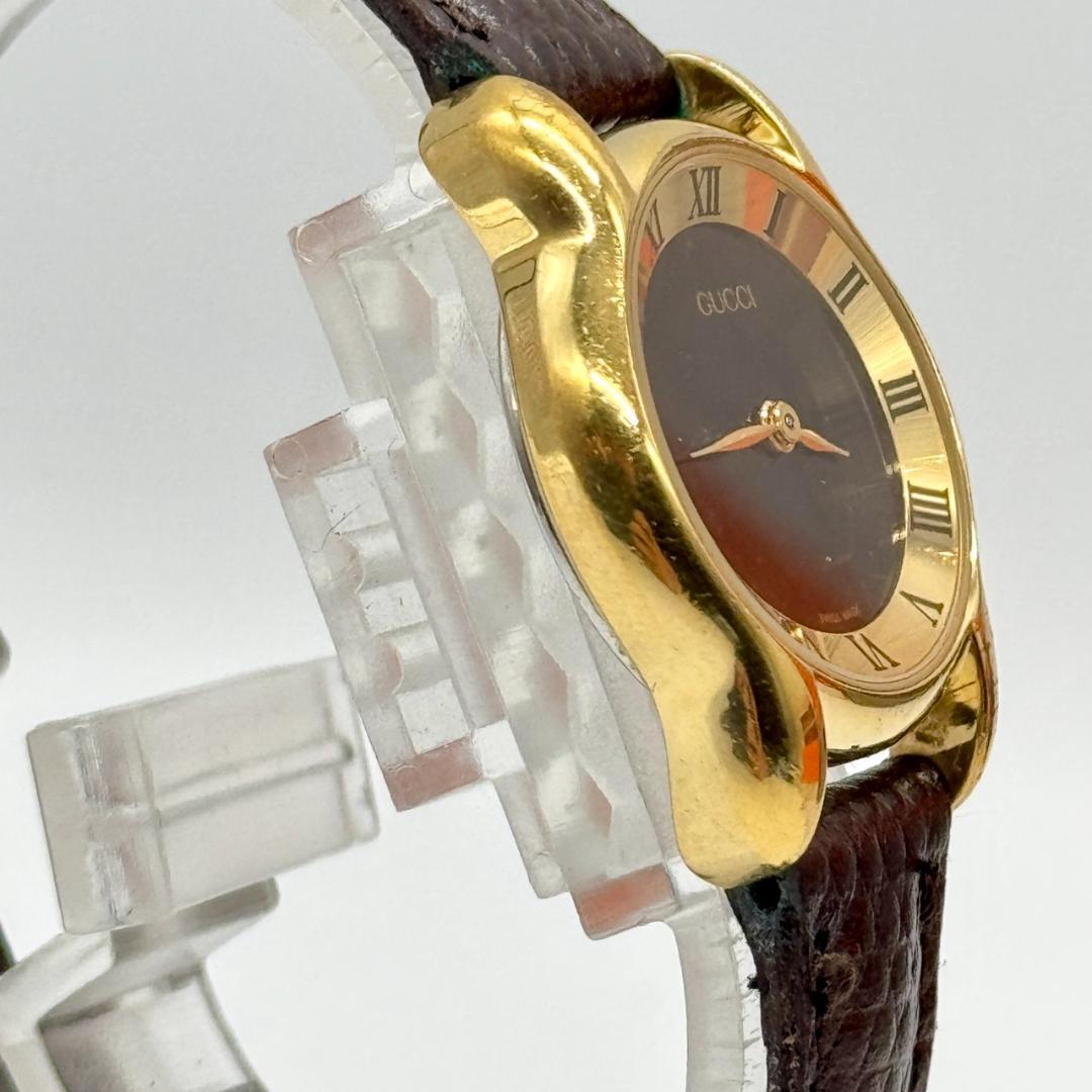 稼働品 GUCCI グッチ 腕時計 黒文字盤 クォーツ ２針 5100L