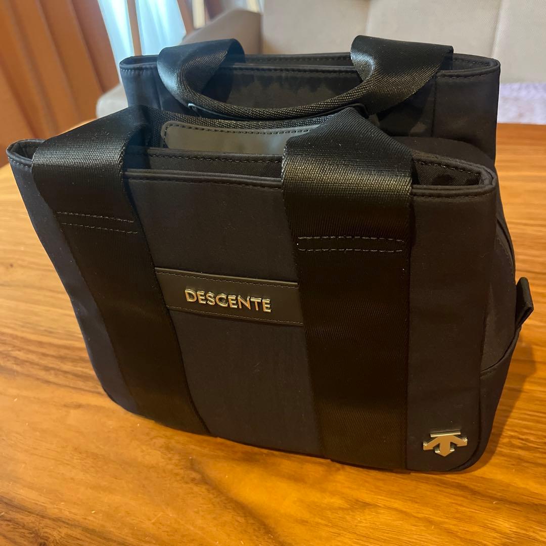 DESCENTEカードバック