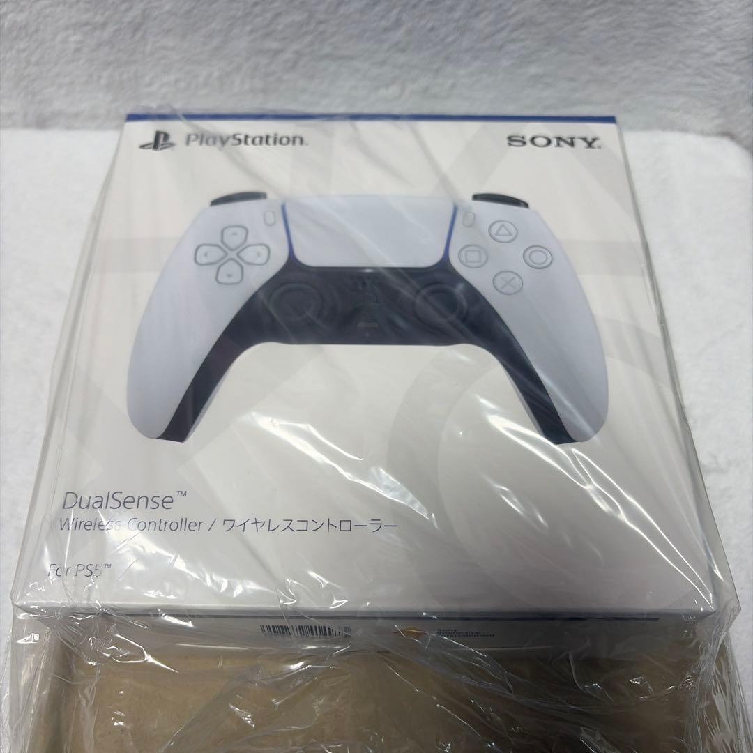新品未開封　PS5 DualSenseワイヤレスコントローラ