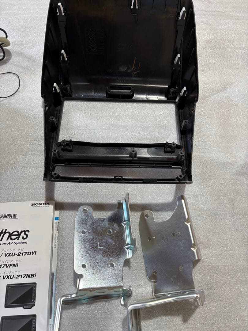 ホンダ純正Gathers VXM-217VFNi 後席モニタVM-185EN
