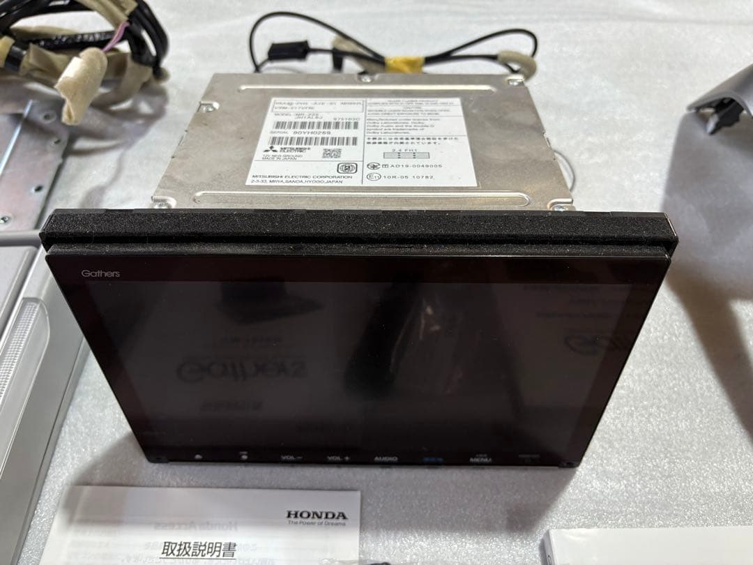 ホンダ純正Gathers VXM-217VFNi 後席モニタVM-185EN