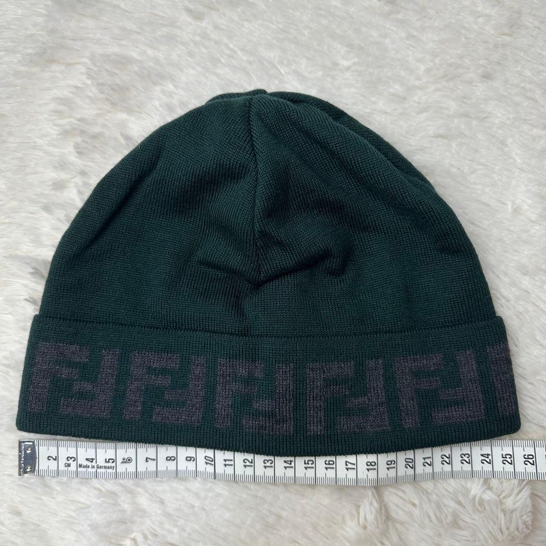 新品未使用タグ付 FENDI フェンデイ ズッカ ビーニー FF柄 ニット帽