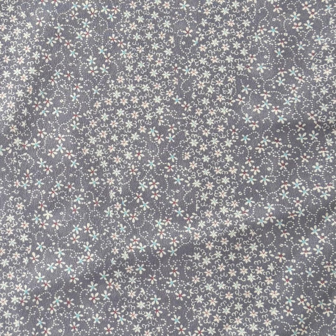 桃*郎様 美品！ 東レシルック 洗える着物 化繊 薄紫 小花 唐草柄 身丈163